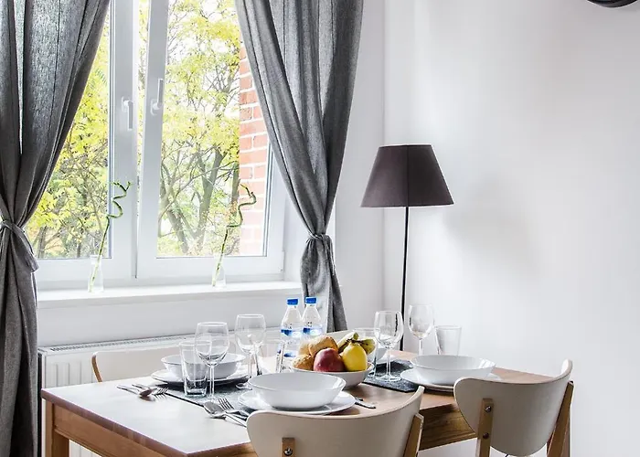 شقة Sunstone In A Beautiful Townhouse In The Center فروتسواف