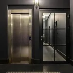 Apartment Sunstone In A Beautiful Townhouse In The Center *