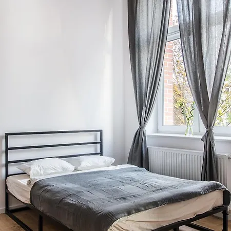 Sunstone In A Beautiful Townhouse In The Center