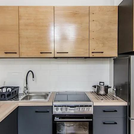 Sunstone In A Beautiful Townhouse In The Center