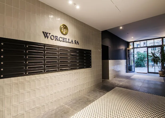 Sunstone In A Beautiful Townhouse In The Center * ヴロツワフ