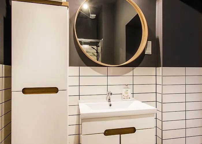 アパート Sunstone In A Beautiful Townhouse In The Center *